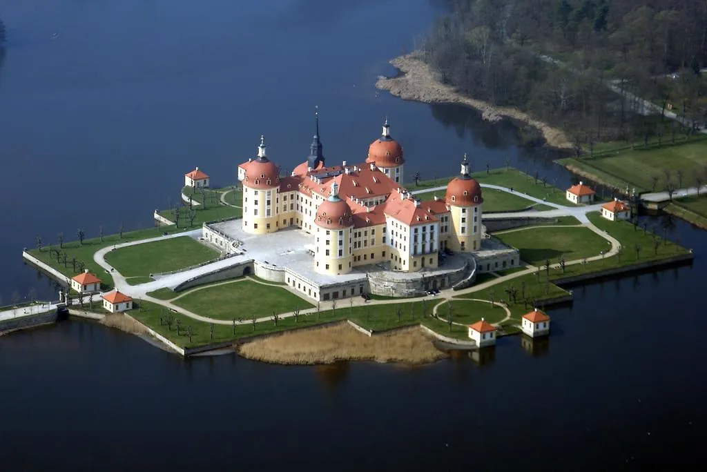 Gartenhaus Klotzsche Drážďany 0*,